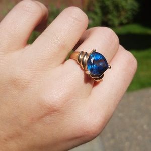 14k Gold ring London topaz